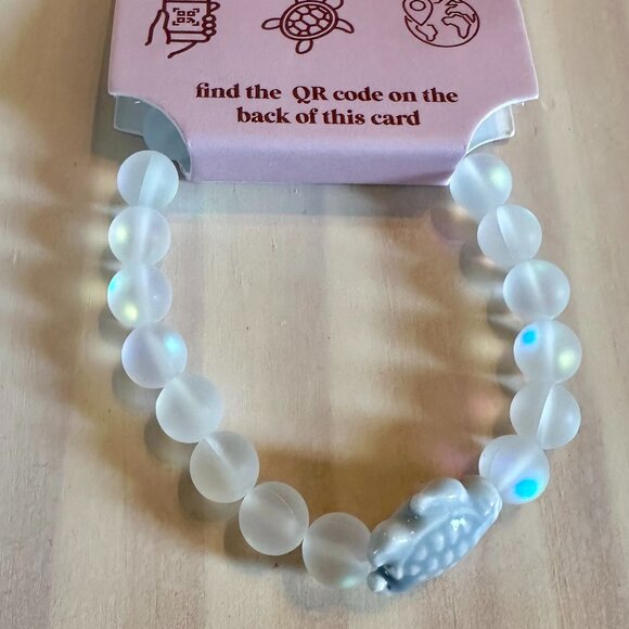 Clear Bead Turtle Tracking Bracelet - Picture 1 of 1